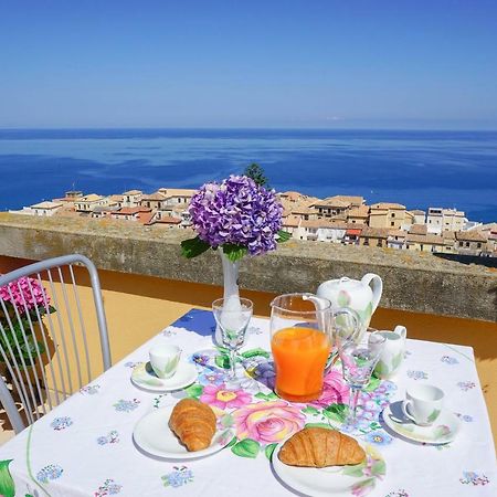 Il Terrazzo Su Pizzo Apartment Luaran gambar